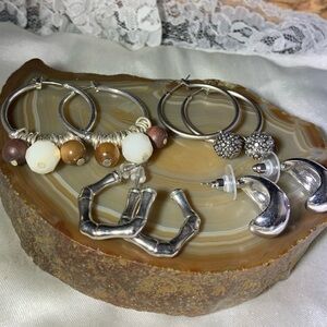 4 VINTAGE SILVER TONE HOOP EARRINGS